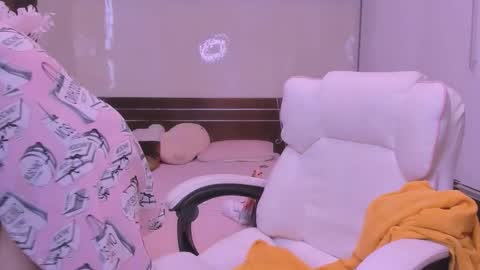 Kelly online show from 04.22.26