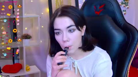 Snapshot of kelly_fooxx chatting on 12.20.25 Kelly online show from 12.20.25