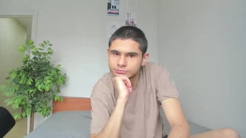 Snapshot of kelly_gerzikaaa chatting on 05.14.26 kelly_gerzikaaa online show from 05.14.26