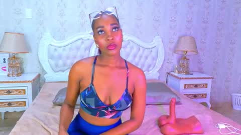 kelly_swift online show from 03.07.26