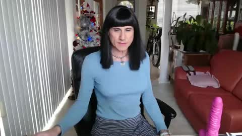 Snapshot of kellyannelynn chatting on 12.14.24 kellyanne Lynn but please call me fucktoy online show from 12.14.24