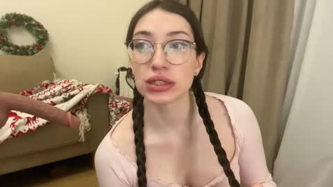 Kelly online show from 12.21.25