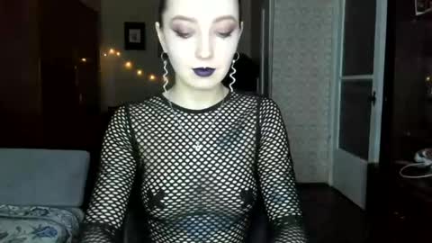 Snapshot of kellydark0111 chatting on 02.04.25 Mistress online show from 02.04.25