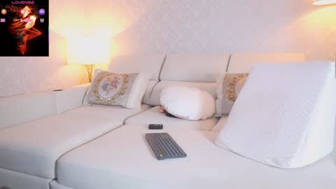 vanessa online show from 03.04.26