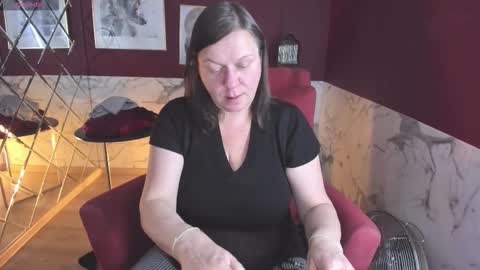 Kelly online show from 10.30.25