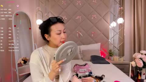 kellyy_bern online show from 03.09.26
