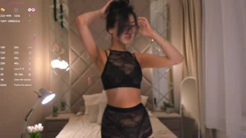kellyy_bern online show from 04.24.26