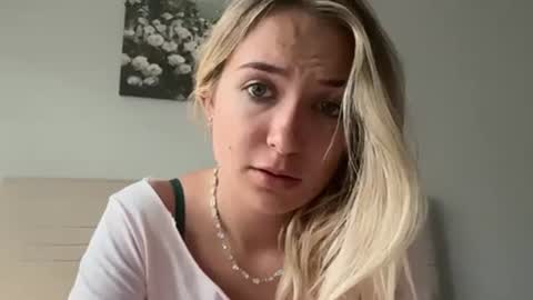 Kelsey Blu online show from 04.23.26