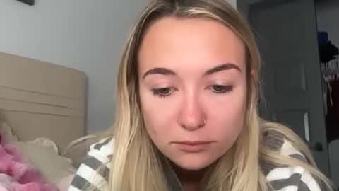 Kelsey Blu online show from 04.30.26