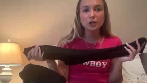 Kelsey Blu online show from 05.20.26
