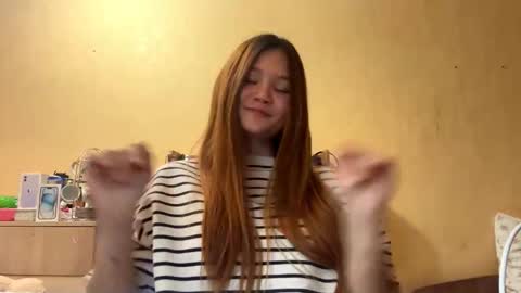 Snapshot of kelseycuesta chatting on 02.07.26 Mia online show from 02.07.26