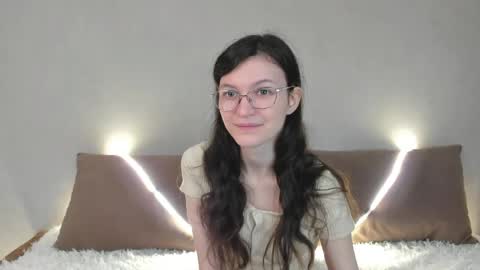 Snapshot of kelsirabenold chatting on 04.15.26 Kelsirabenold online show from 04.15.26