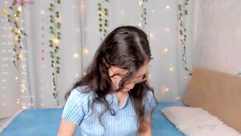 Snapshot of kelsirabenold chatting on 06.29.26 Kelsirabenold online show from 06.29.26