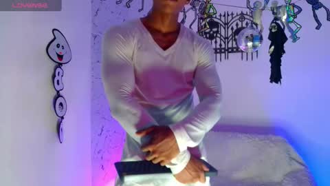 ken__owensx online show from 10.23.25