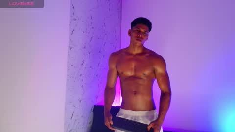 ken__owensx online show from 11.04.25