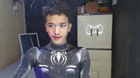 Snapshot of ken_bigcockxx chatting on 02.07.25 Ken online show from 02.07.25