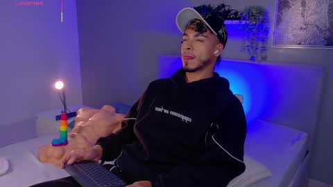   online show from 06.02.26