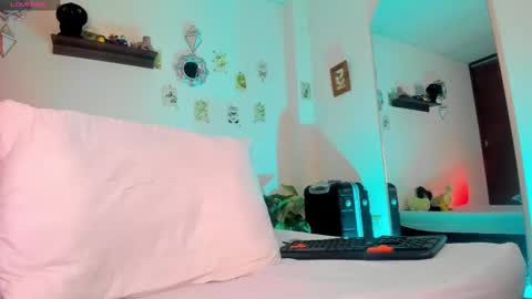 Snapshot of ken_tokiio chatting on 03.10.25 Ken online show from 03.10.25