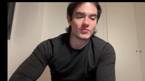 Snapshot of kenboyea_ chatting on 02.20.26 luis carlos esteban online show from 02.20.26