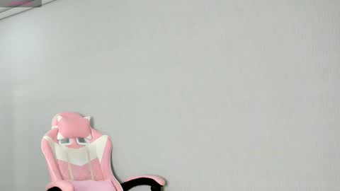 Snapshot of kendal_hot1 chatting on 01.09.26 Aleja3 online show from 01.09.26