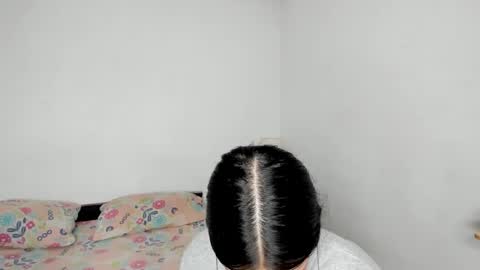 Kendal online show from 02.23.26