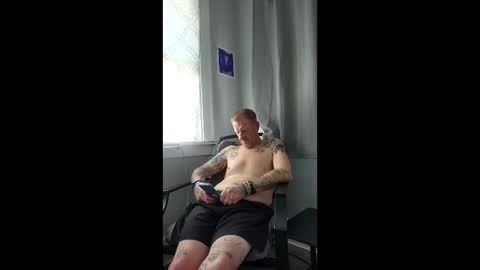 kendall21978 online show from 04.19.26