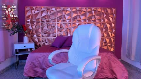 Kendall online show from 01.30.25