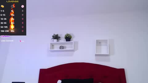 Snapshot of kendall_hot7 chatting on 03.11.25 Kendall online show from 03.11.25