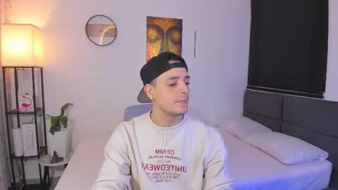 kendel_dimitri online show from 06.30.26