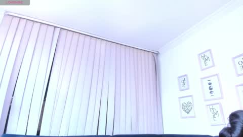 Kendra crow online show from 01.08.26