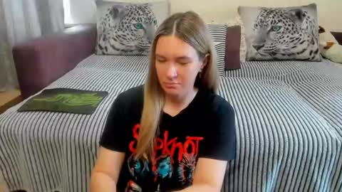 Snapshot of kendra_xx_ chatting on 06.26.26 Kendra online show from 06.26.26