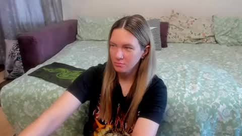 Snapshot of kendra_xx_ chatting on 07.02.26 Kendra online show from 07.02.26