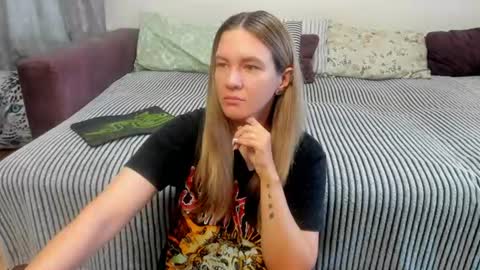 Snapshot of kendra_xx_ chatting on 07.13.26 Kendra online show from 07.13.26