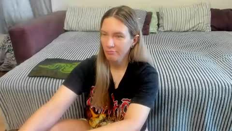 Snapshot of kendra_xx_ chatting on 07.16.26 Kendra online show from 07.16.26