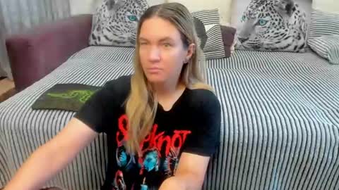 Snapshot of kendra_xx_ chatting on 08.01.26 Kendra online show from 08.01.26