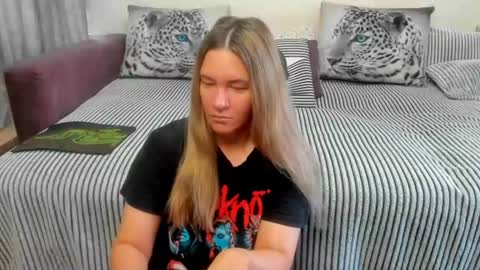 Snapshot of kendra_xx_ chatting on 08.02.26 Kendra online show from 08.02.26
