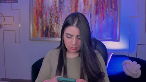  K E N D R A  online show from 03.05.26