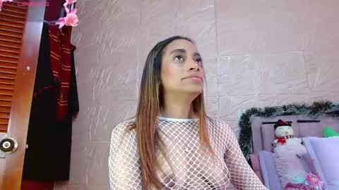 Snapshot of kendrapotter chatting on 12.20.25 KENDRAPOTTER online show from 12.20.25