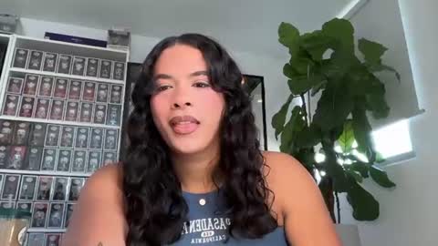Snapshot of kendrasmithts chatting on 06.28.26 Hi Im kendra- onlyfans. isab2896 online show from 06.28.26