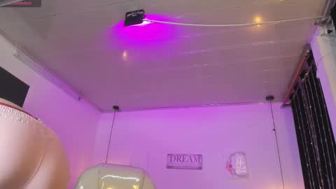 Snapshot of kendry_fox420_ chatting on 02.03.26 kendry_fox420_ online show from 02.03.26