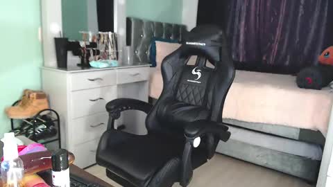 Snapshot of kenfenty chatting on 02.09.25 Chriss Morales online show from 02.09.25