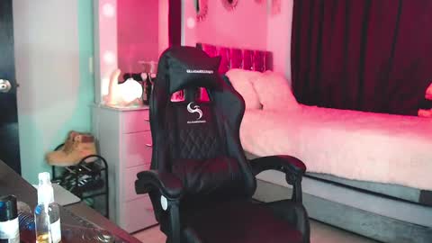 Snapshot of kenfenty chatting on 02.10.25 Chriss Morales online show from 02.10.25