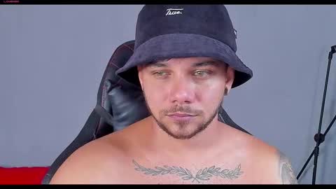 Snapshot of keninhotimagnation chatting on 02.02.26 kenin online show from 02.02.26