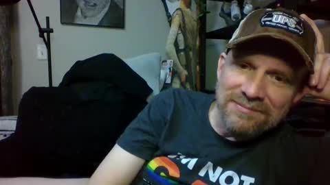 Snapshot of kenkuddles chatting on 01.24.25 Ken Kuddles online show from 01.24.25