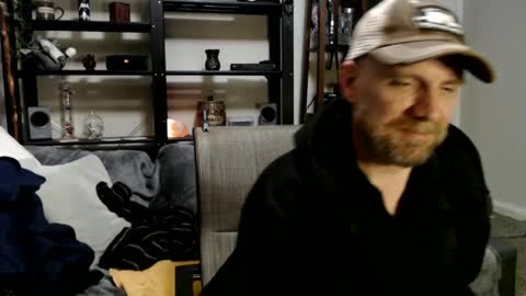 Snapshot of kenkuddles chatting on 01.25.25 Ken Kuddles online show from 01.25.25