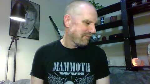 Snapshot of kenkuddles chatting on 01.26.25 Ken Kuddles online show from 01.26.25