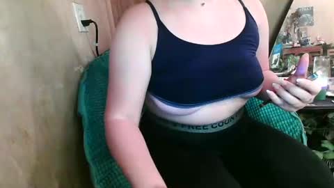 Snapshot of kennedynova777 chatting on 09.10.25 Kennedy Nova online show from 09.10.25