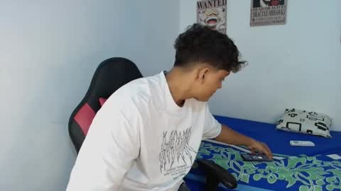 Snapshot of kenneth_taylorr chatting on 02.15.26 Kenneth online show from 02.15.26