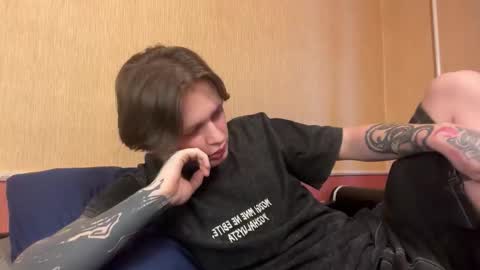 Snapshot of kenny_love69 chatting on 02.22.26 Kenny online show from 02.22.26