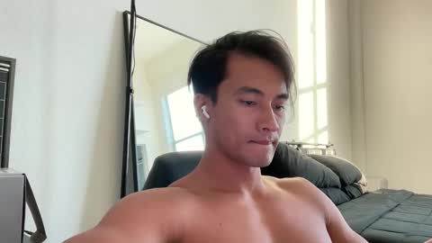 Snapshot of kenottx chatting on 11.07.25 Ken Ott online show from 11.07.25